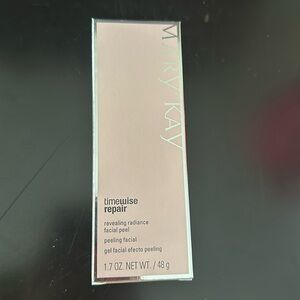 Mary Kay Revealing Radiance Facial Peel